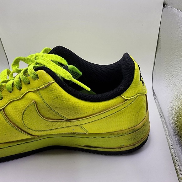 Nike 6.5 Youth Air Force 1 AF1 VOLT Neon Yellow LV8 Sneakers Shoes AO2288-700 - Picture 8 of 14